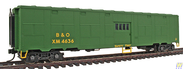 Walthers 932-4168 HO B&O Express Troop Sleeper Car #4636 – Trainz