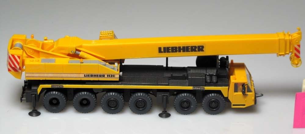 Kibri 10496 HO Tele-Crane w/Extended Jib