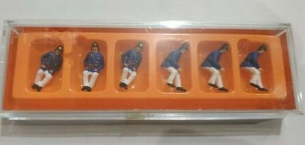 Preiser 12187 HO Seated Firemen Figures (Set of 6)