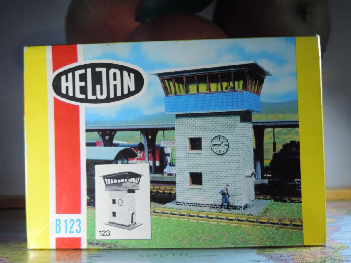 Heljan B123 HO Signal Tower Building Kit