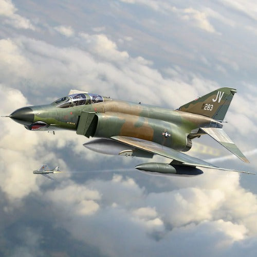 Academy 12133 1:32 USAF F-4E Vietnam War Fighter Military Aircraft Plane Kit