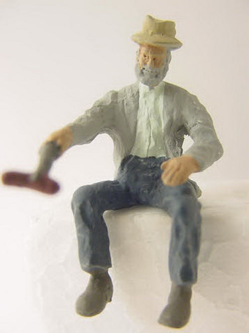 Arttista 1329 O Hobo Roasting Hot Dog Pewter Figure Hand Painted Colors May Vary