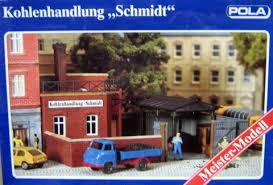Pola 155 HO Scale Coal Merchant Model Building Kit