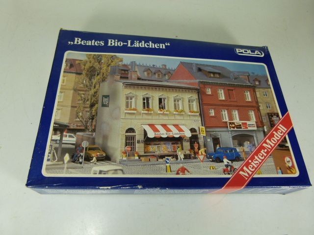 Pola 158 HO Beates Organic Shop Building Kit
