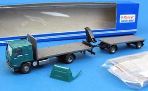 Roco 1597 HO Volvo FL 10 Holztransp.Trailer