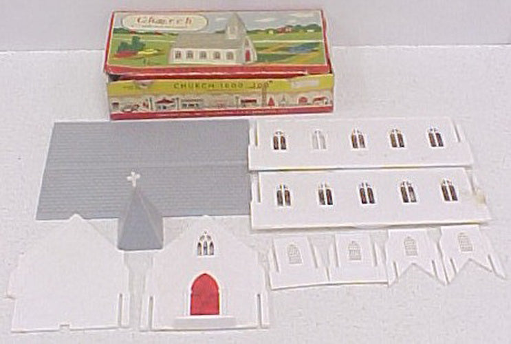 Plasticville 1600 HO Church Building Kit – Trainz