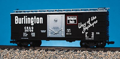 USA Trains R19043A G Scale Burlington Steel Box Car - Plastic Wheels