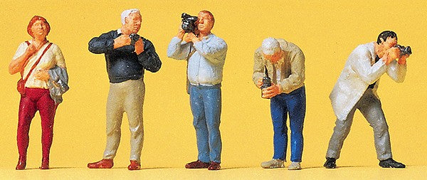 Preiser 10531 HO Trainspotters Figures with Camera (Set of 5)