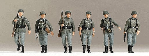 Preiser 16875 HO German Army WWII Marching Combat Infantry Figures (Set of 6)