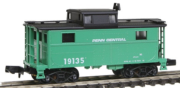 Bowser 37105 Penn Central Caboose #19135