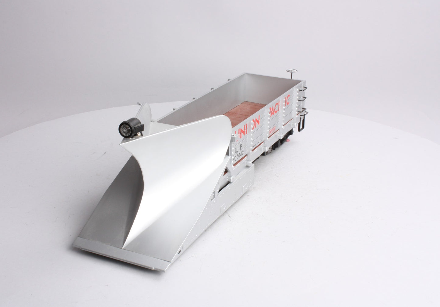 Aristo-Craft 46710 G Union Pacific Wedge Snow Plow