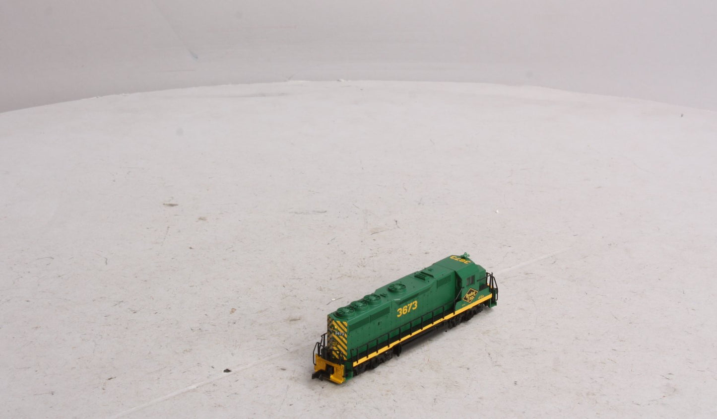 Atlas 10000412 Reading GP40-2 Phase I Diesel Locomotive w/DCC & Sound #3673