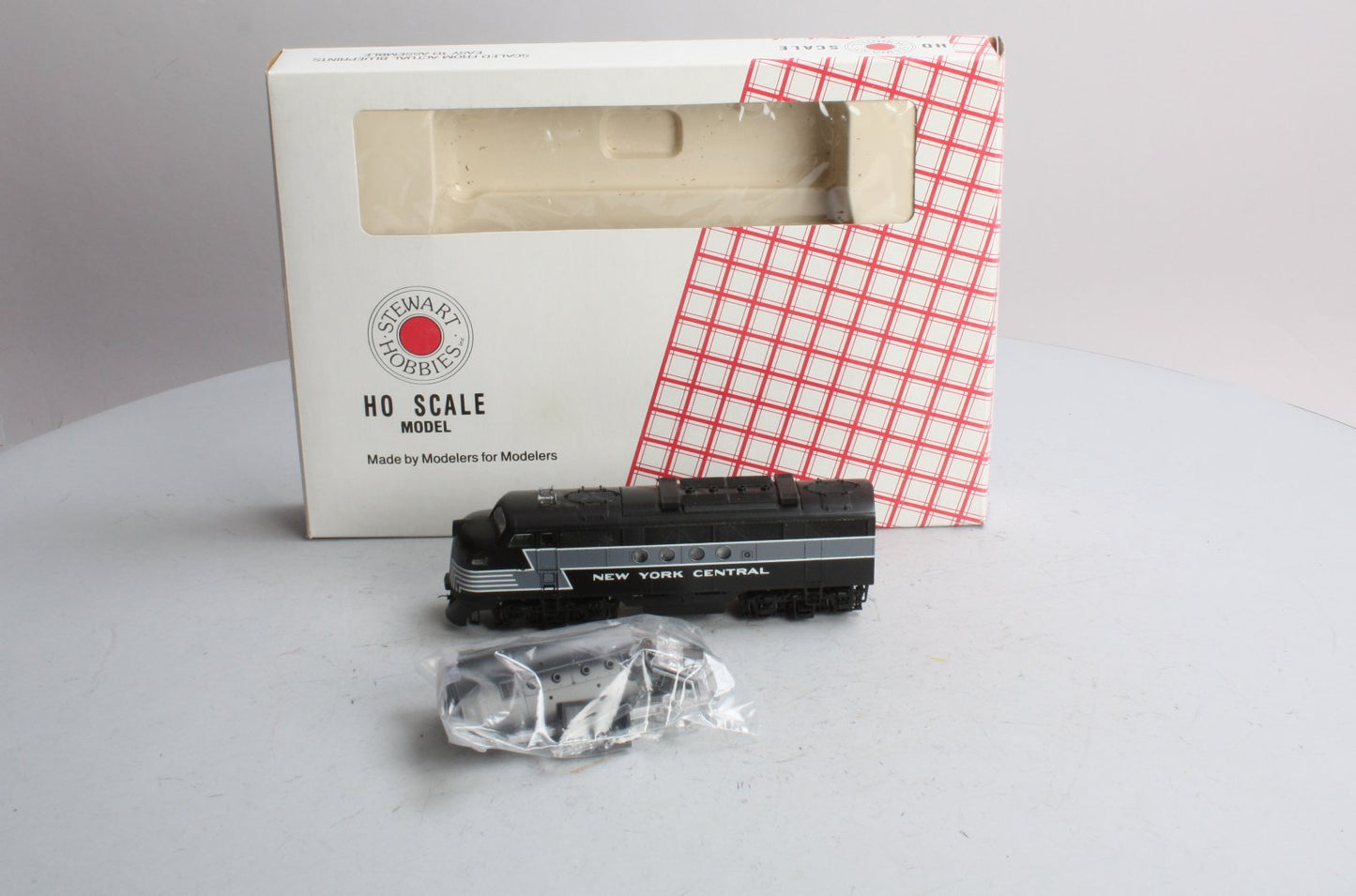 Stewart 5014 HO New York Central EMD FTA Single Light Diesel Locomotive