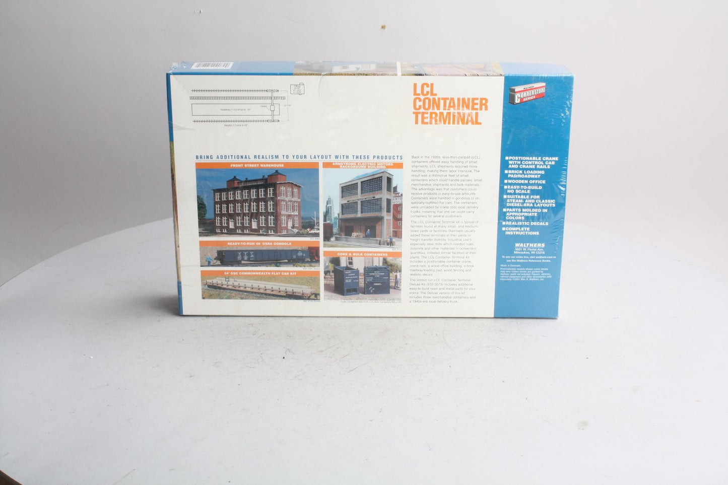 Walthers 933-3709 HO Scale LCL Container Terminal Structure Kit