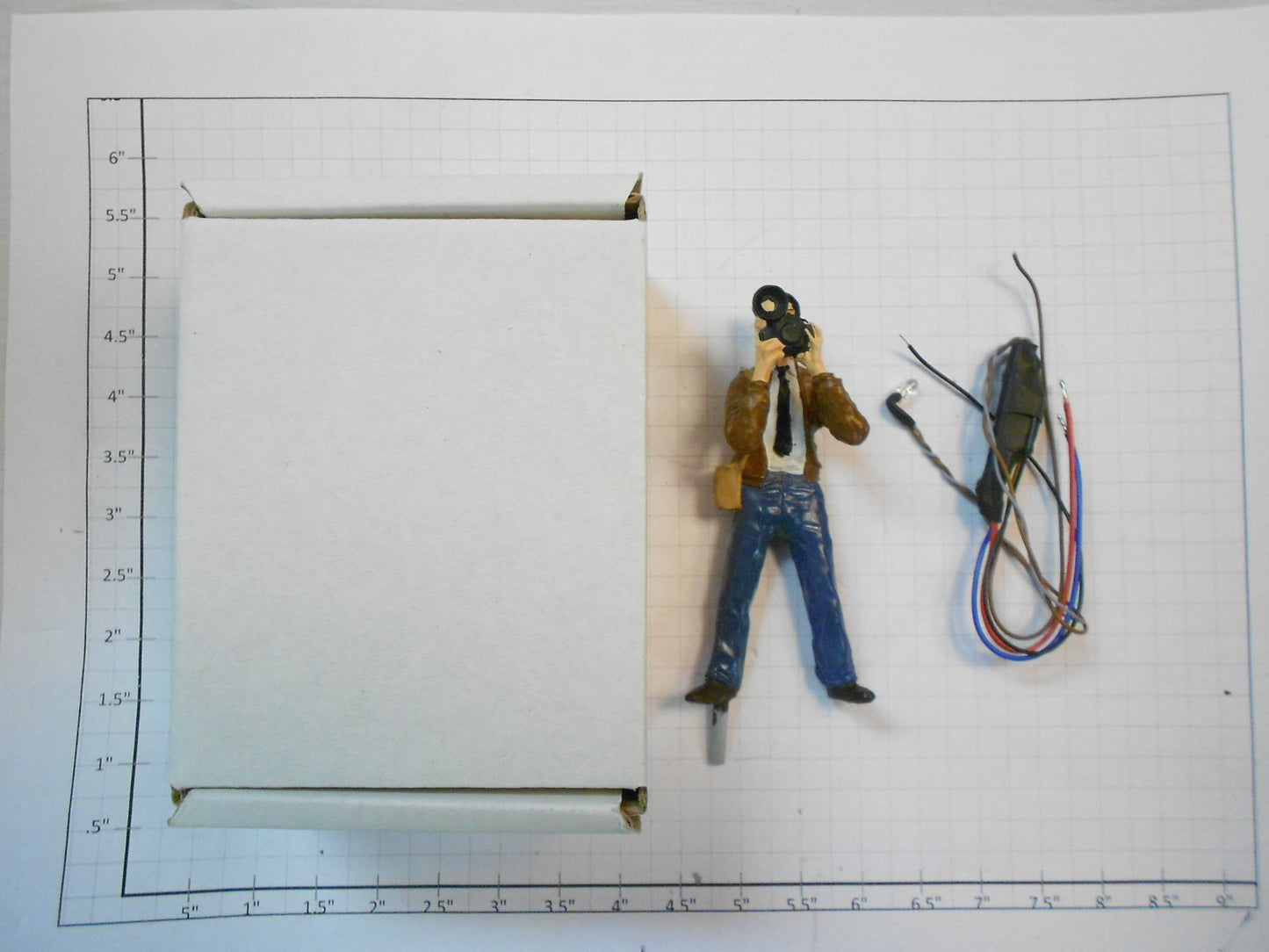 Taura Figures 13.27 White Metal Photograpy Render Frenchman Figure