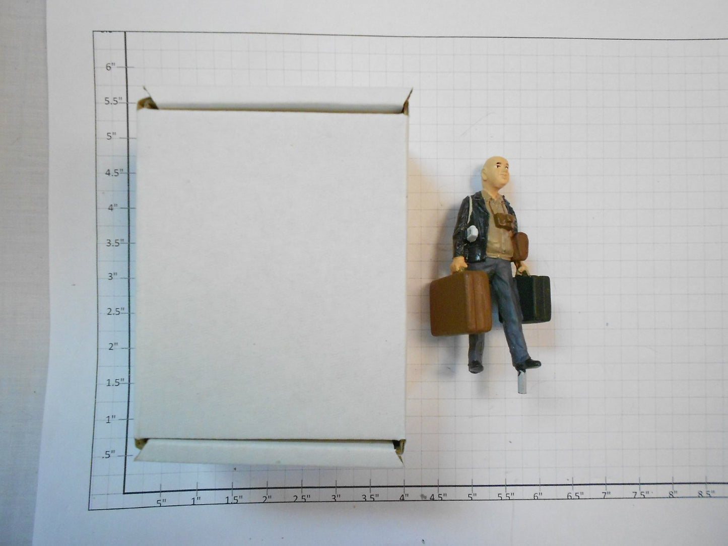 Taura Figures 13.03 White Metal Traveler With Neck Figure