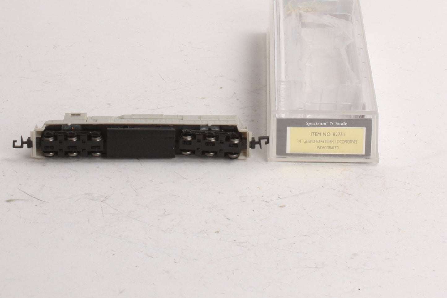 Spectrum 82751 Undecorated EMD SD45 Diesel Locomotive