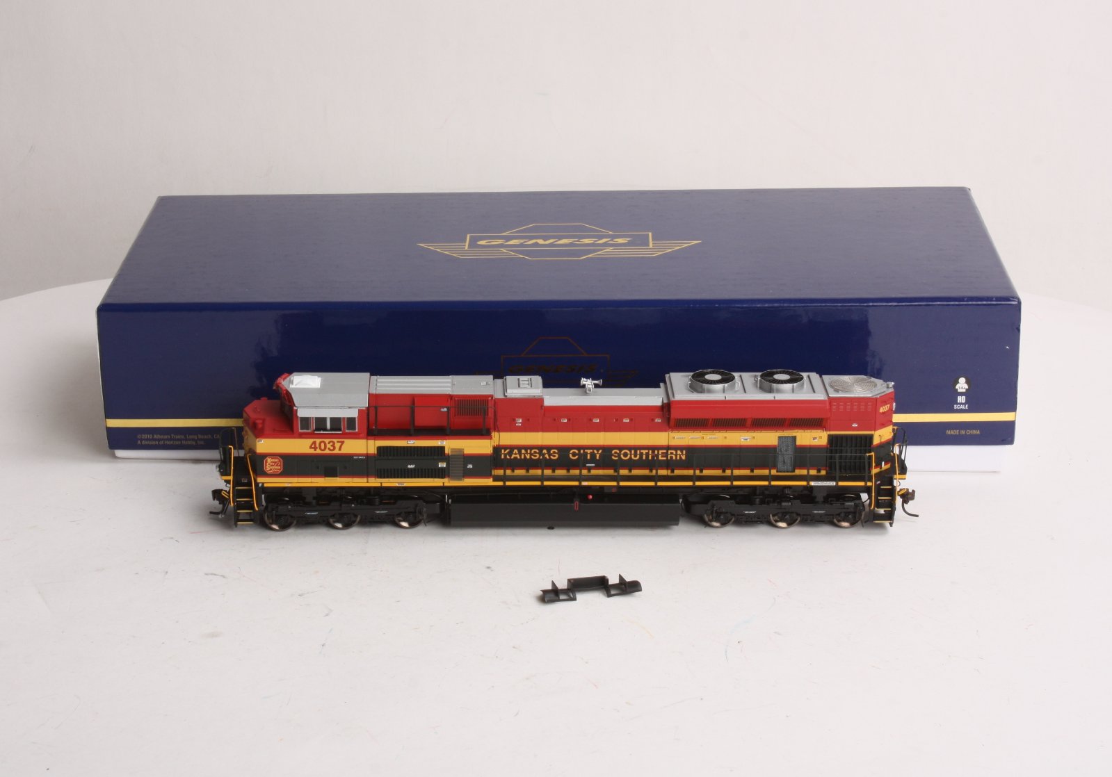 Athearn G68616 HO KCS SD70ACe Diesel Locomotive with DCC & Sound