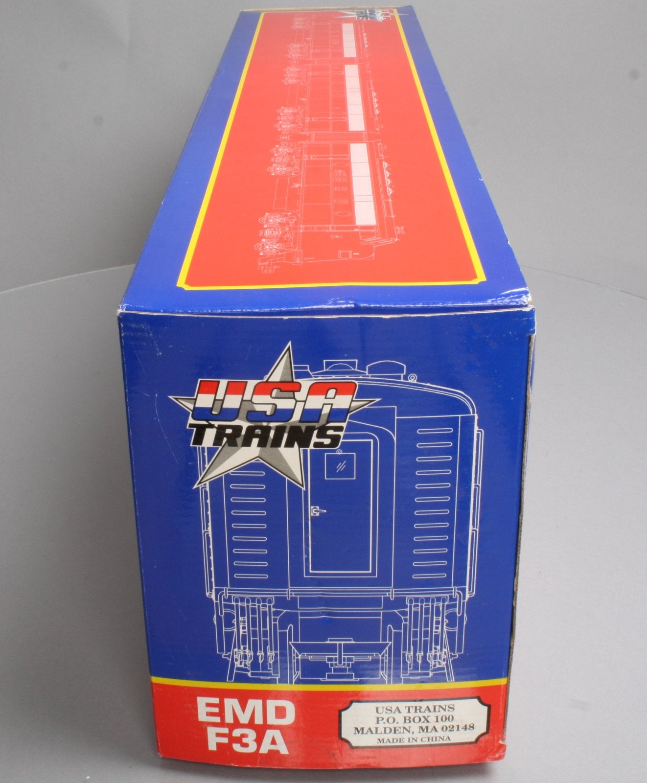 USA Trains 22370 G Scale SP "Daylight" F-3A Powered Diesel Locomotive #6152
