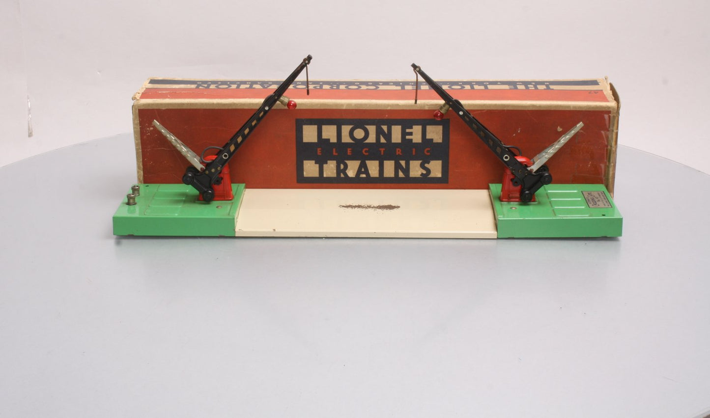 Lionel 47 Vintage O Prewar Double Crossing Gate