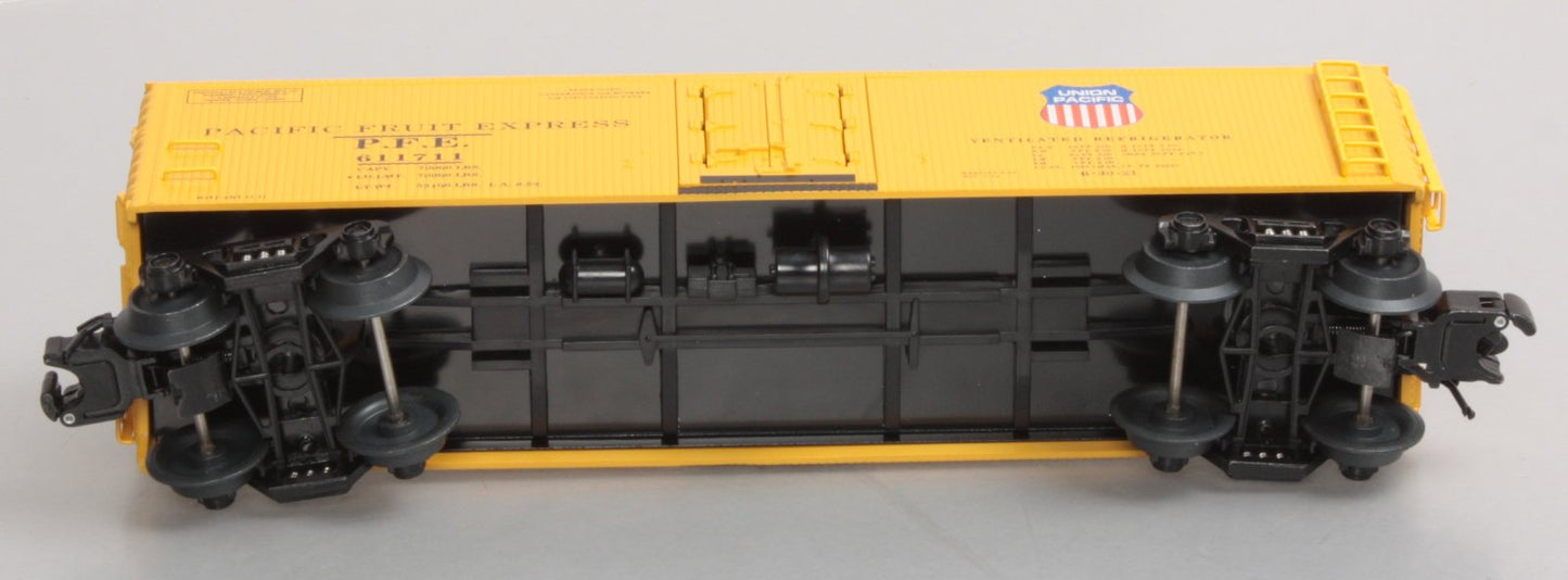 O-Line 122 Union Pacific Reefer #611711