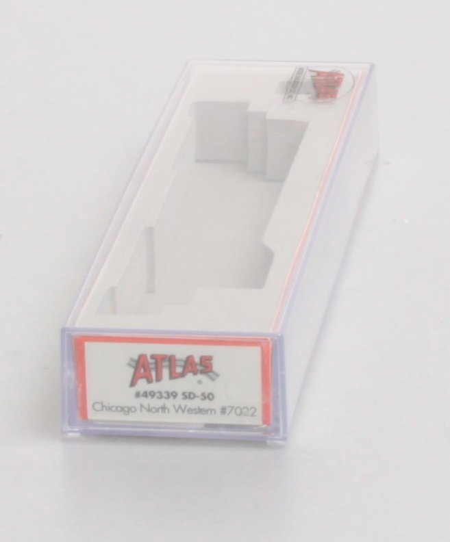 Atlas 49339 N Chicago & North Western SD-50 Diesel Locomotive Standard DC #7022