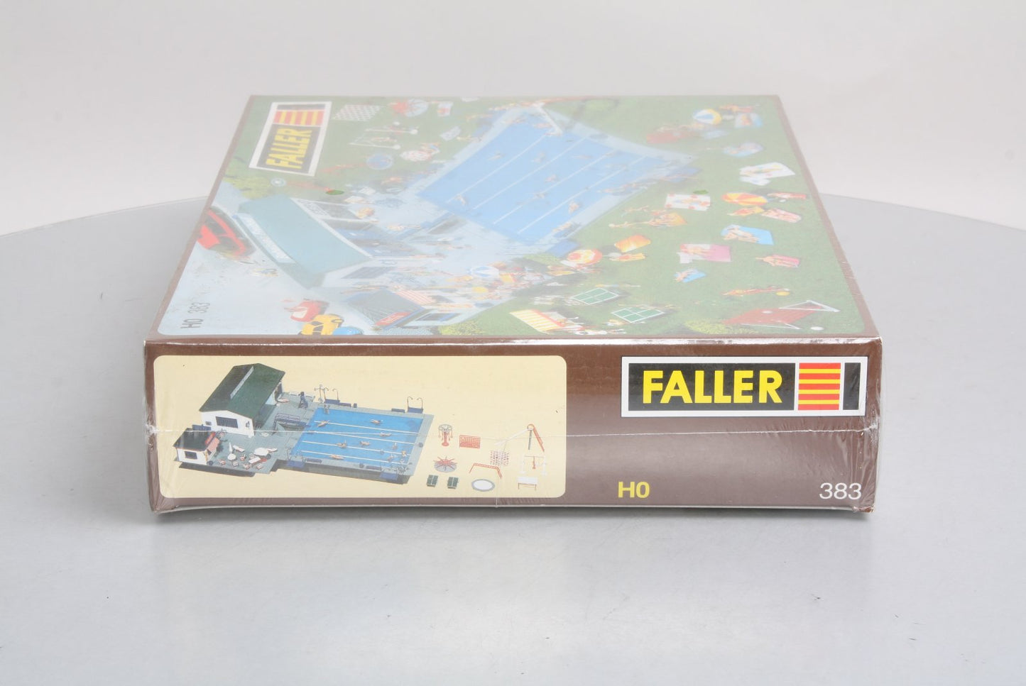 Faller 383 HO Scale Functioning Swimming Pool Plastic Model Building Kit