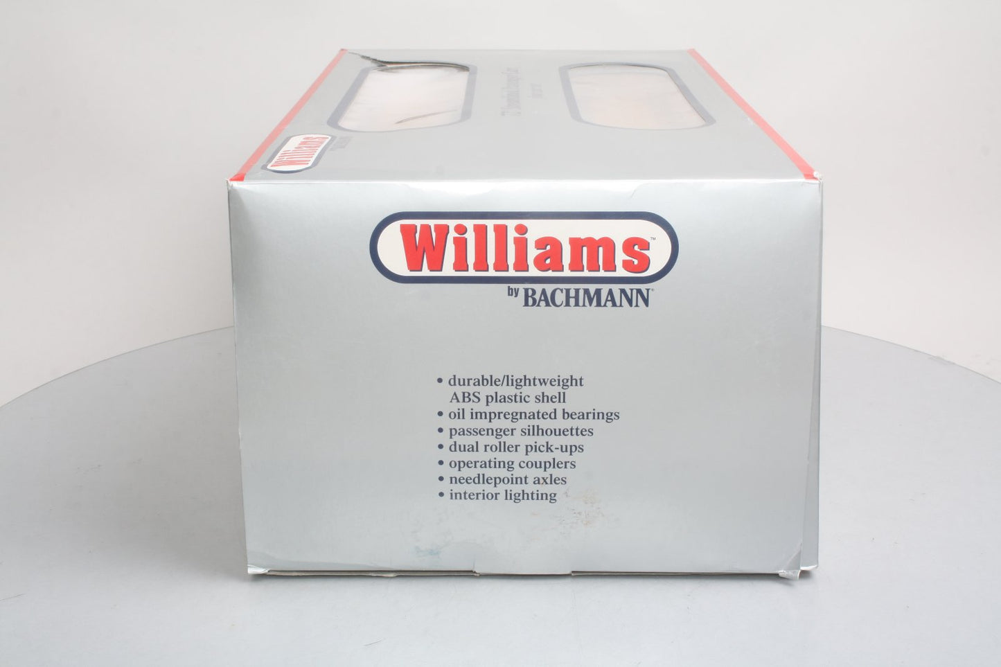 Williams 43163 O Union Pacific 72 Ft. Streamline Passenger Cars (Set of 4)