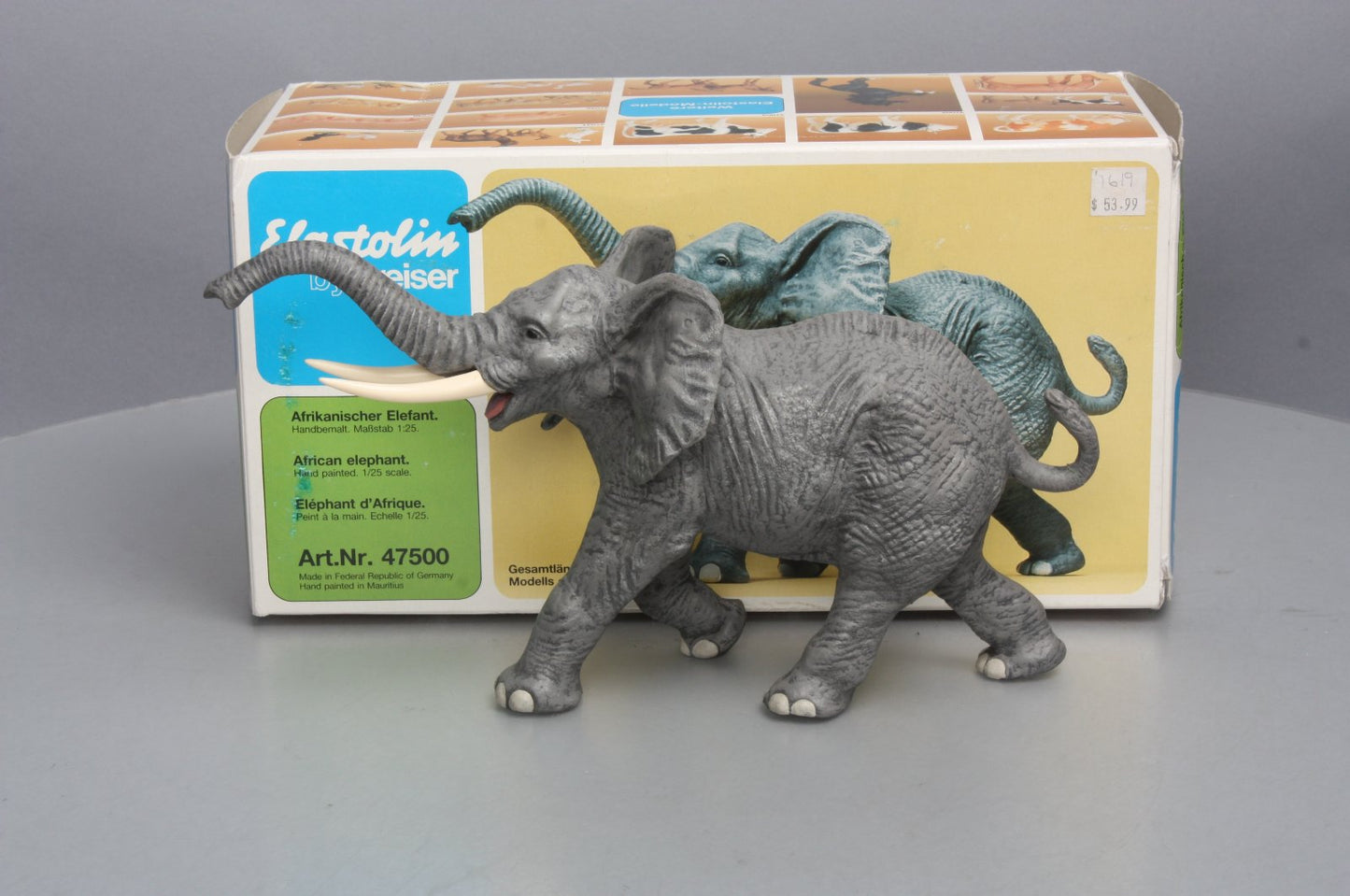 Preiser 47500 G Animals - African Elephant Trumpeting & Walking Figure