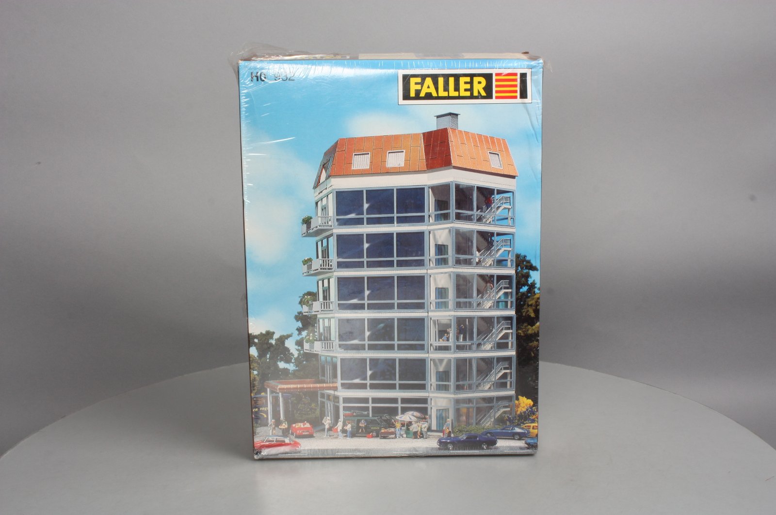 Faller, Herpa, Rietze H0 - 130981 - Scenery - DHL logistics - Catawiki Faller, Herpa, Rietze H0 - 130981 - Scenery - DHL logistics - Catawiki