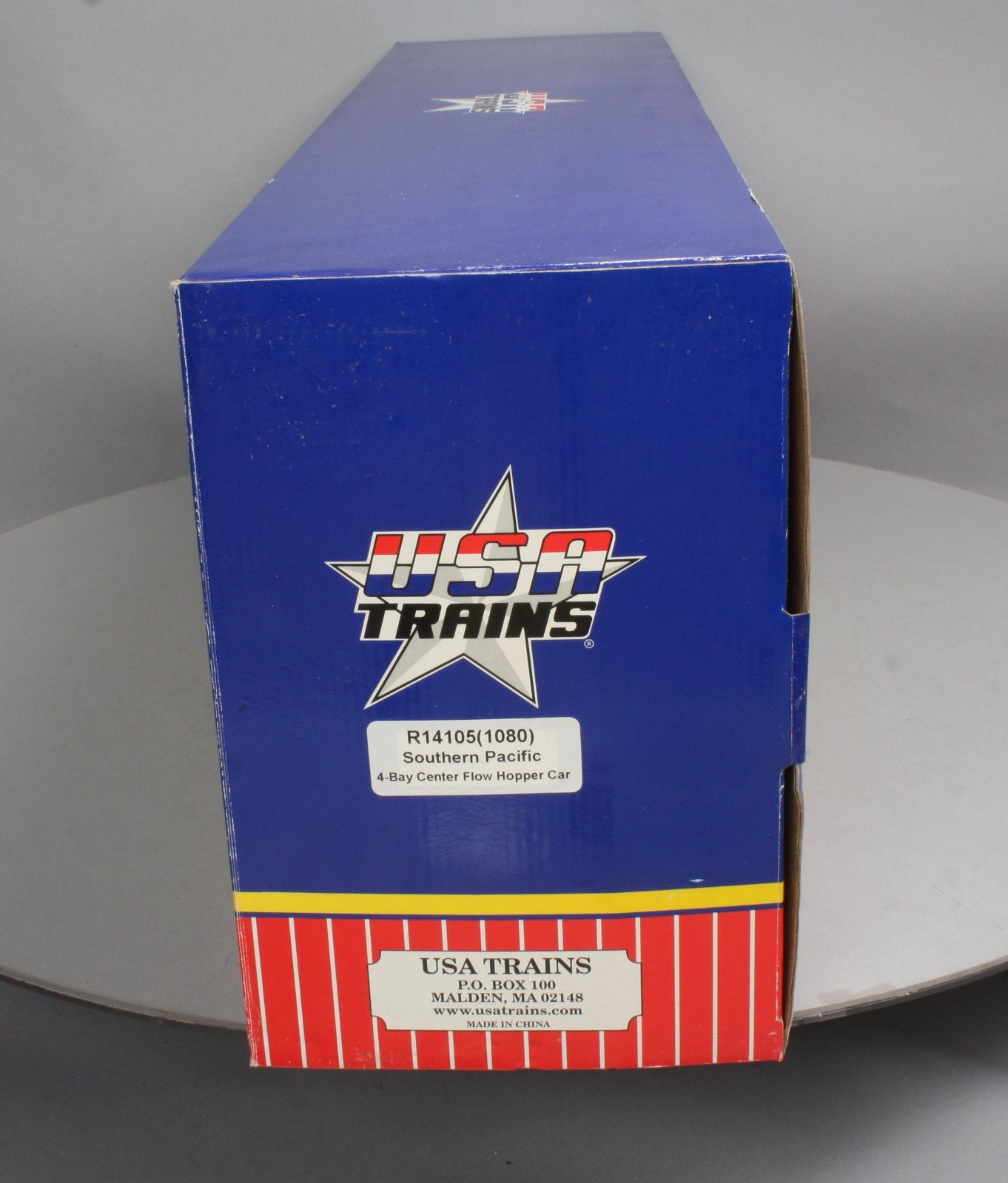 USA Trains R14105 G Southern Pacific 4 Bay Center Flow Hopper