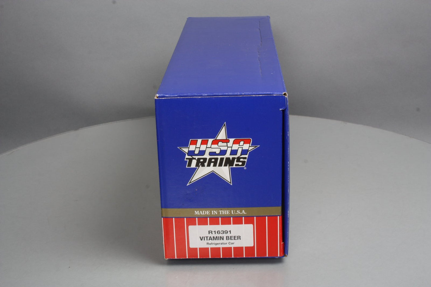USA Trains 16391 G Scale Vitamin Beer Refrigerator Car