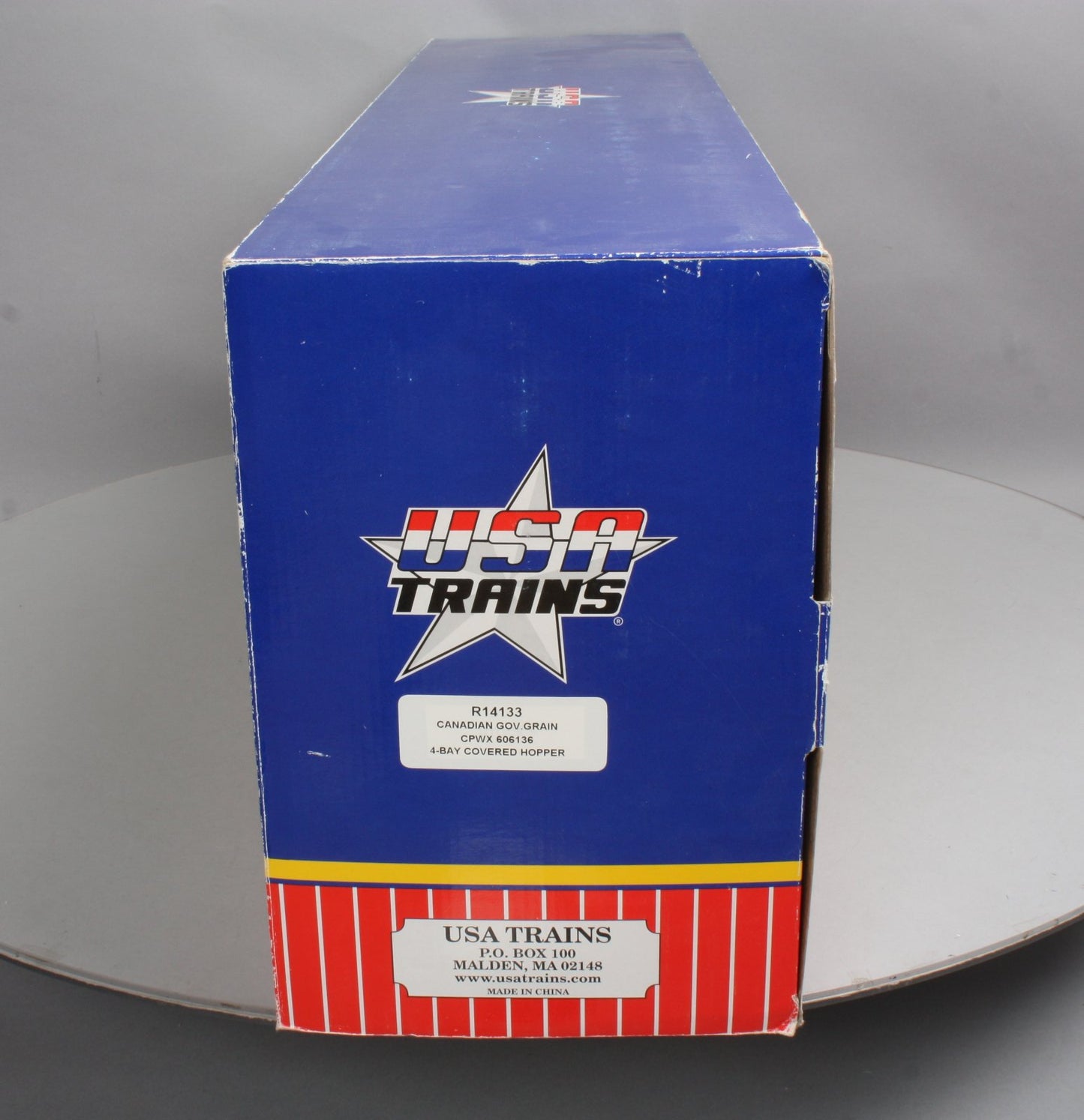 USA Trains R14133 G Government of Canada 4 Bay Center Flow Hopper #606136