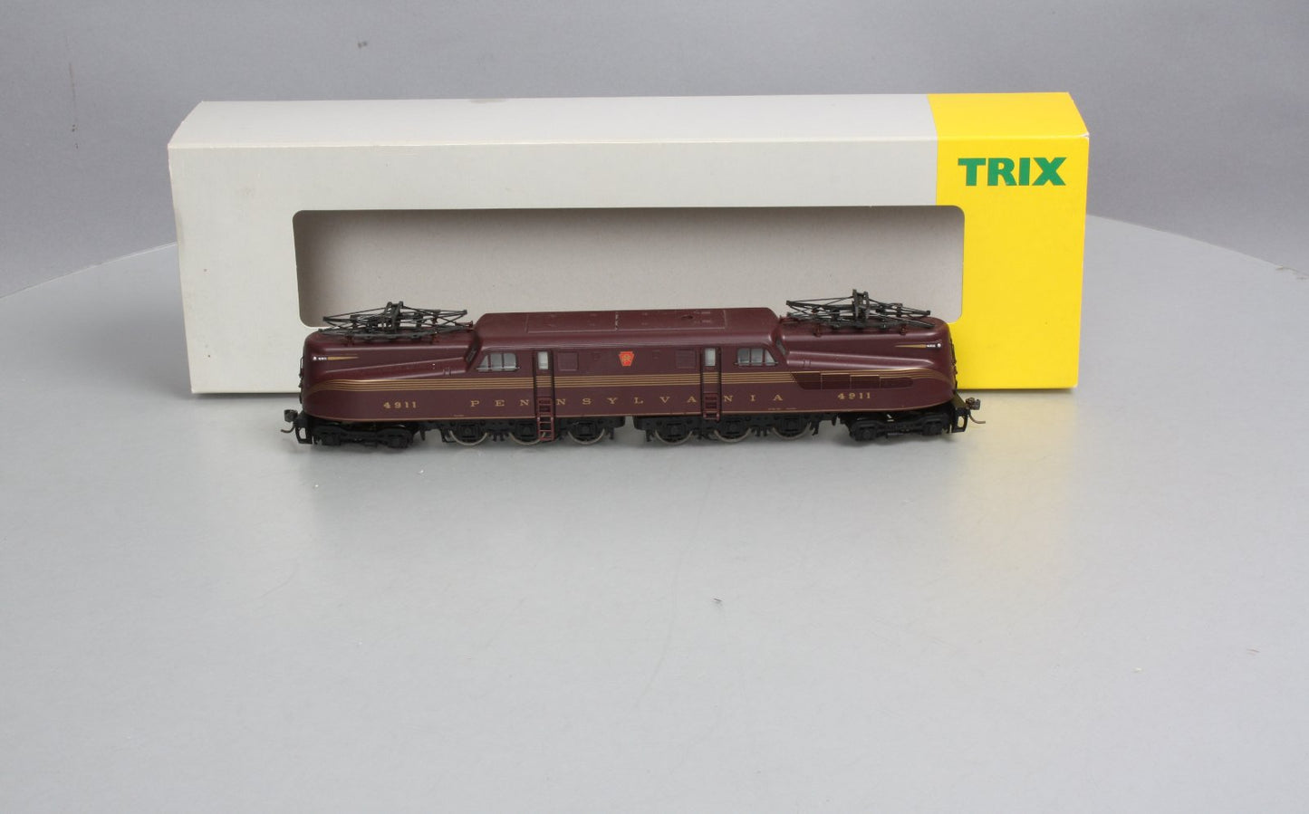 Trix 22812 HO Scale Pennsylvania GG-1 Electric Locomotive #4911 - DCC & Sound
