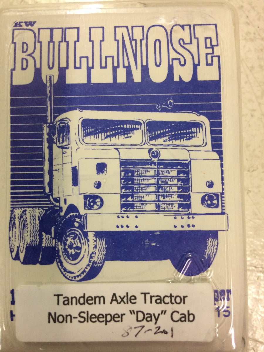 Don Mills 87-201 Tandem Axle Tractor Non-Sleeper "Day" Cab Resin Kit
