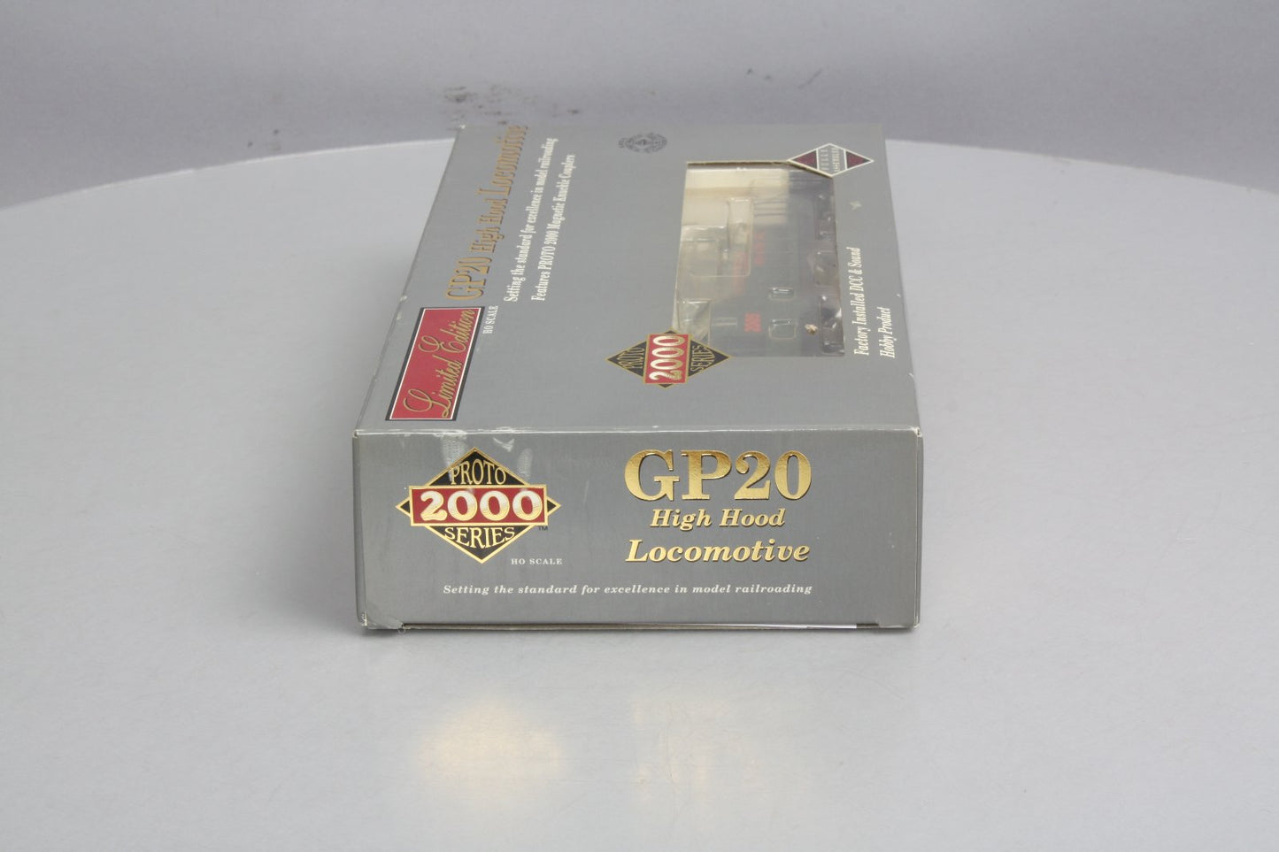 Proto 2000 920-31920 HO Western Pacific EMD GP20 #2005 w/DCC, Sound Diesel Loco