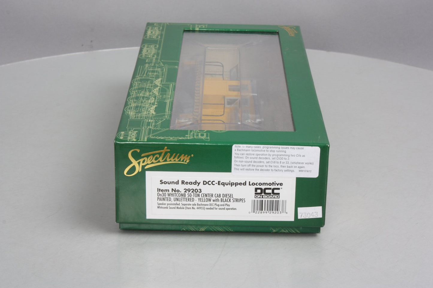 Bachmann 29203 On30 Unlettered Whitcomb 50-Ton Center-Cab Diesel Locomotive