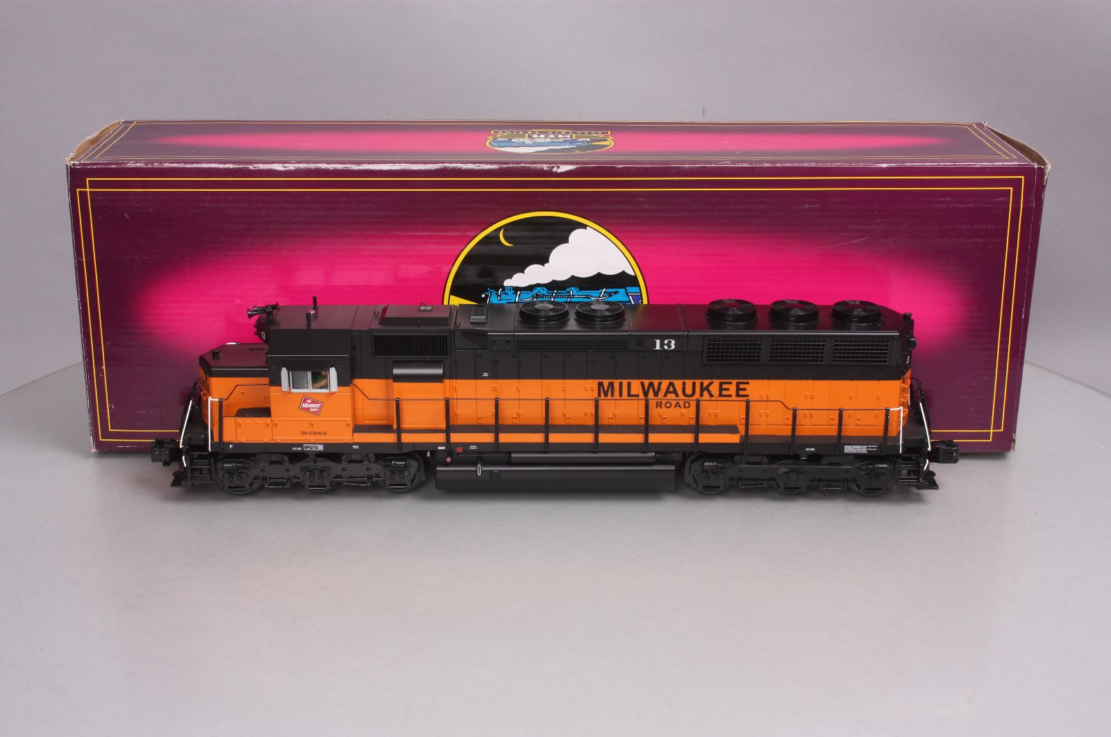鉄道模型 No.15 ONTHEROAD7341 MTH 20-2912-3 Milwaukee Road SD45 Low Hood Non-Powered Diesel