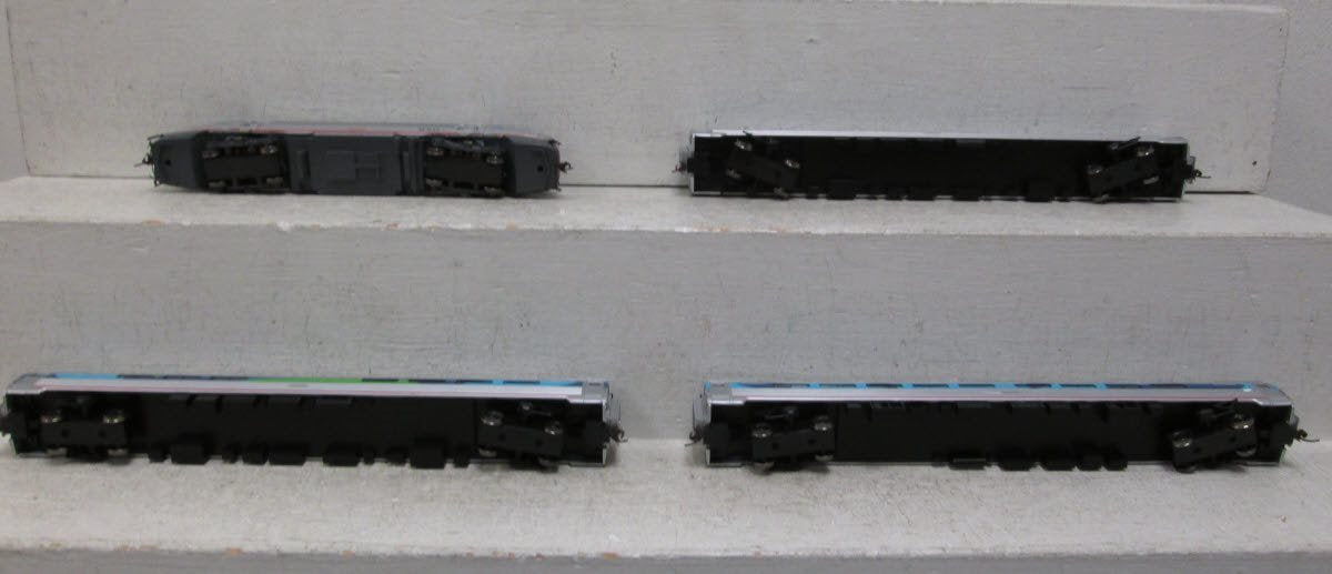 Bachmann 01313 The Nor'Easter HO Gauge Electric Passenger Starter Train Set