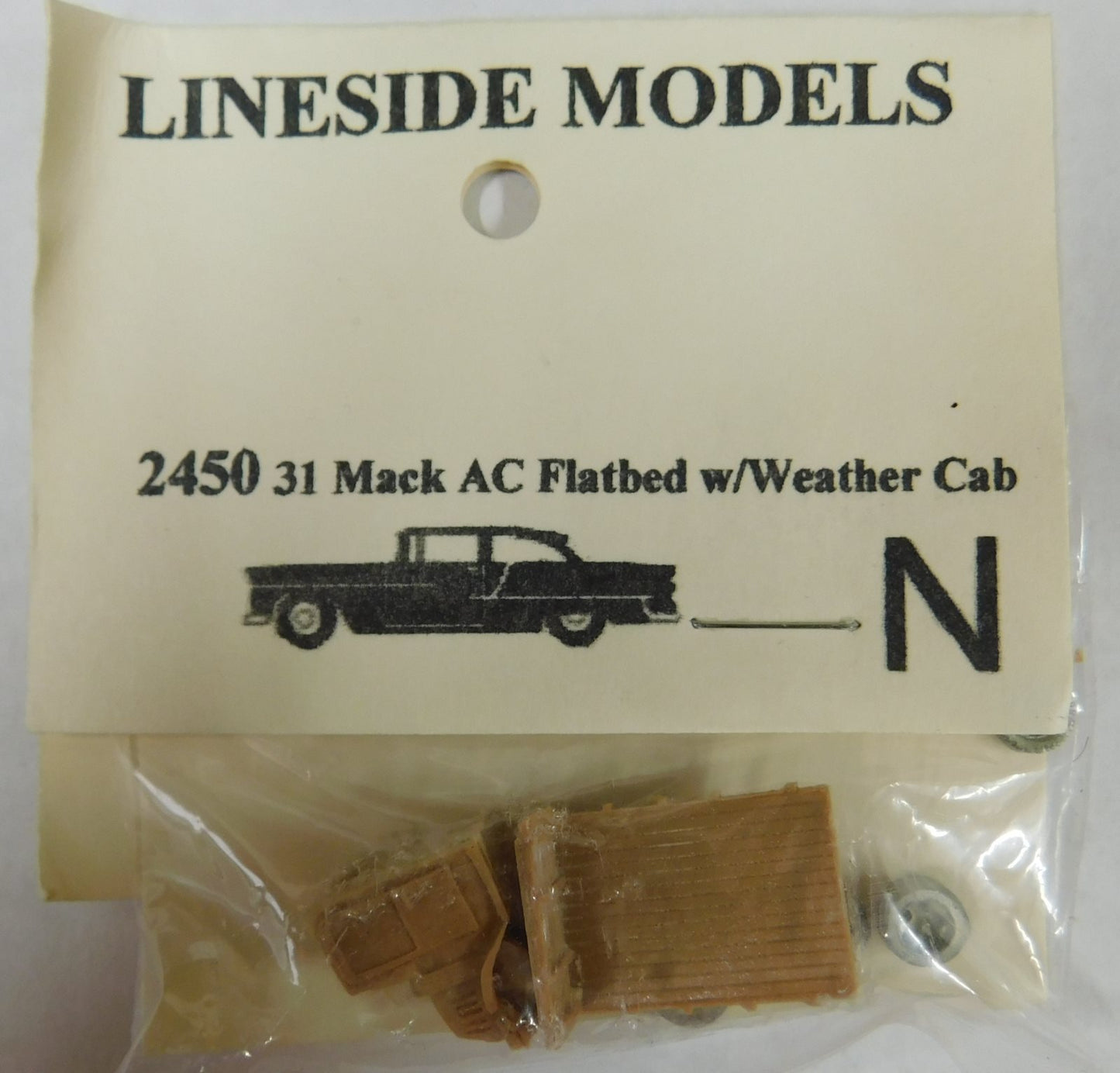 Lineside Models 2450 N 1931 Mack AC Flatbed Truck with Weather Cab