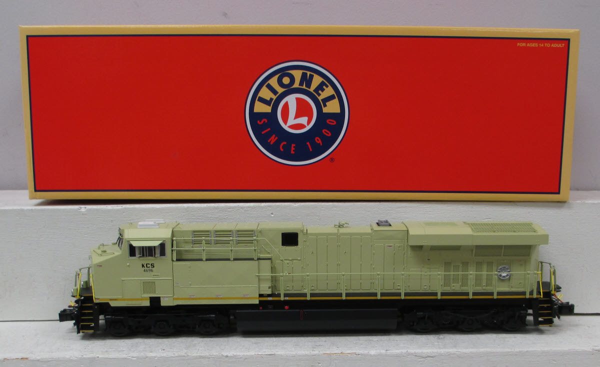 Pooozzz　1/2 Lionel 6-82213 KCS 'Naked Belle' LEGACY ES44AC Diesel Locomotive