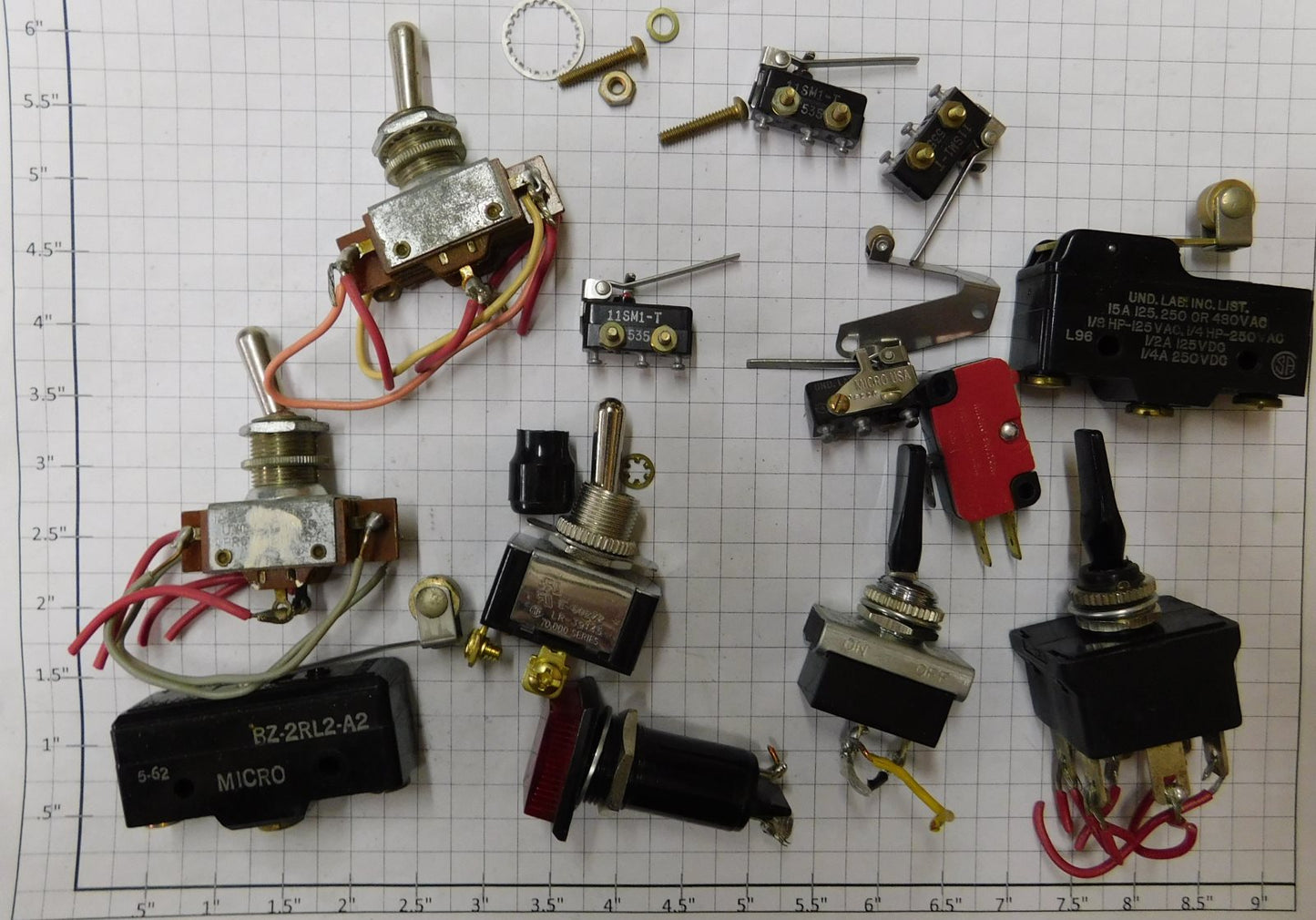 Acme 1000X-2 Toggle & MicroSwitch Switch Assortment (12)