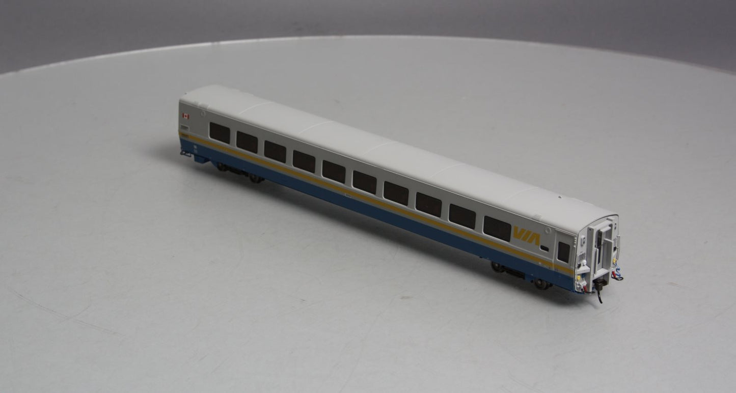 Rapido 108006 HO Scale Via Rail LRC Coach #3333