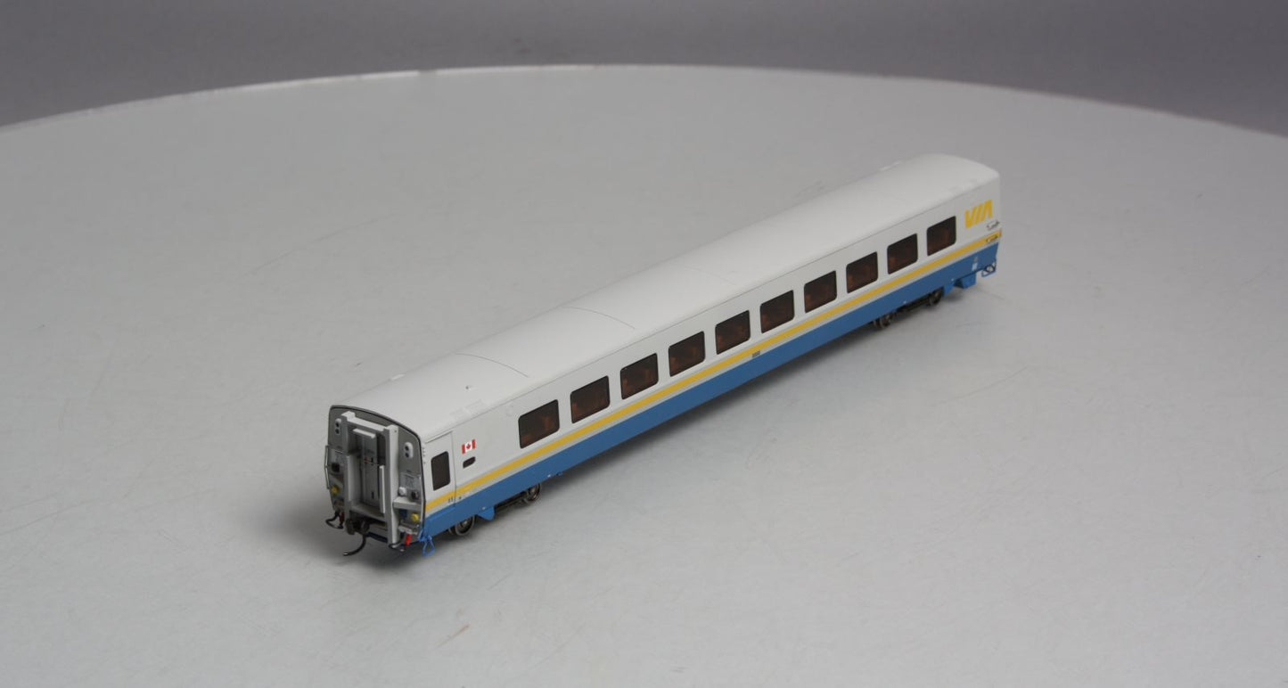 Rapido 108006 HO Scale Via Rail LRC Coach #3333