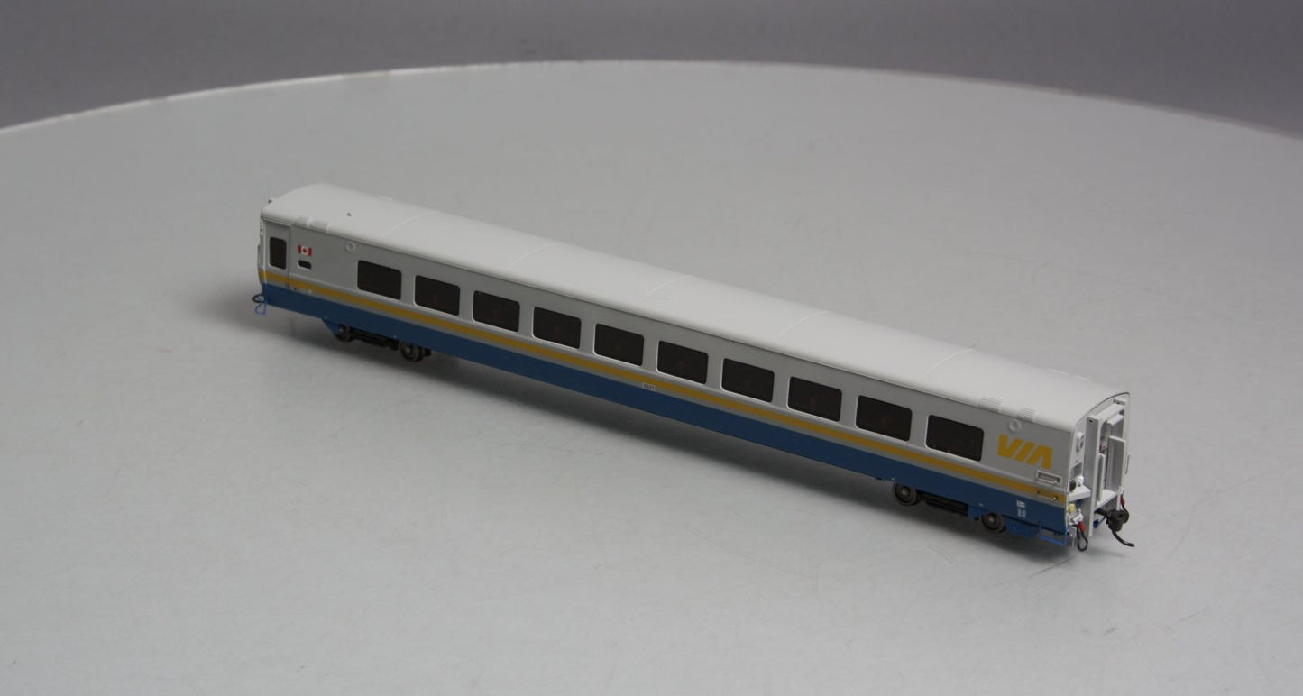 Rapido 108006 HO Scale Via Rail LRC Coach #3333