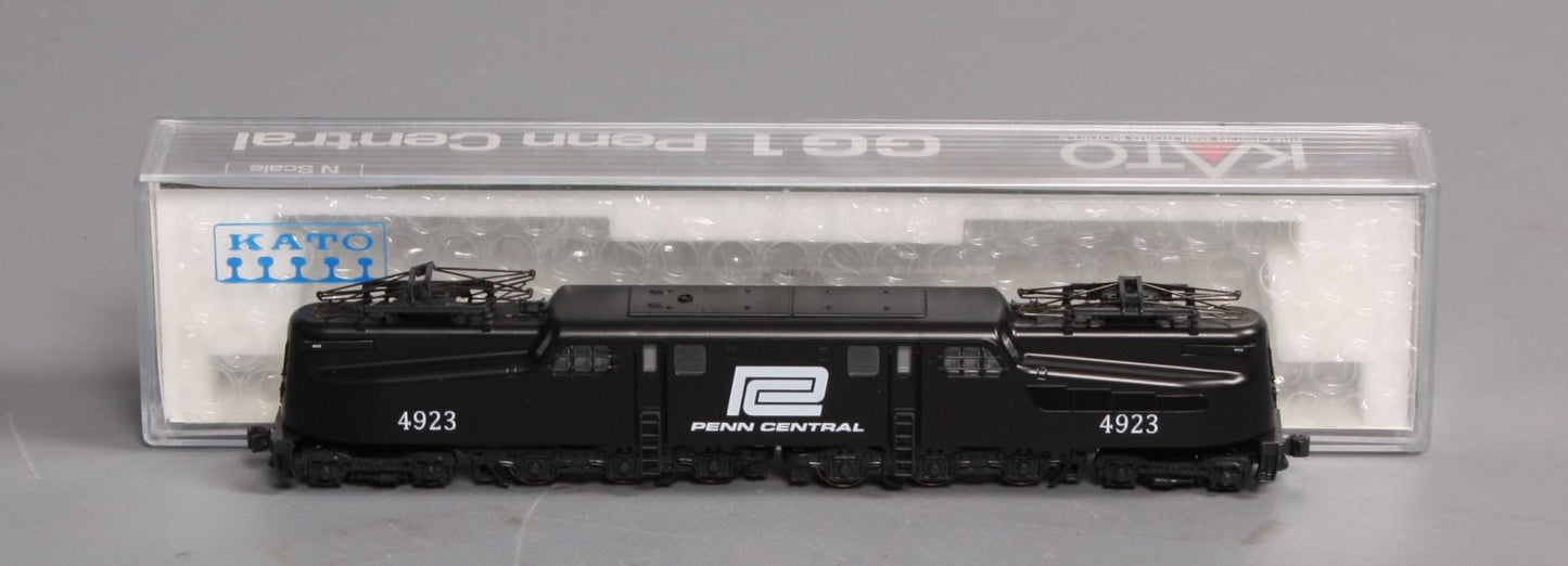 Kato 137-2024 N Scale Penn Central GG-1 Electric Locomotive w/ DC
