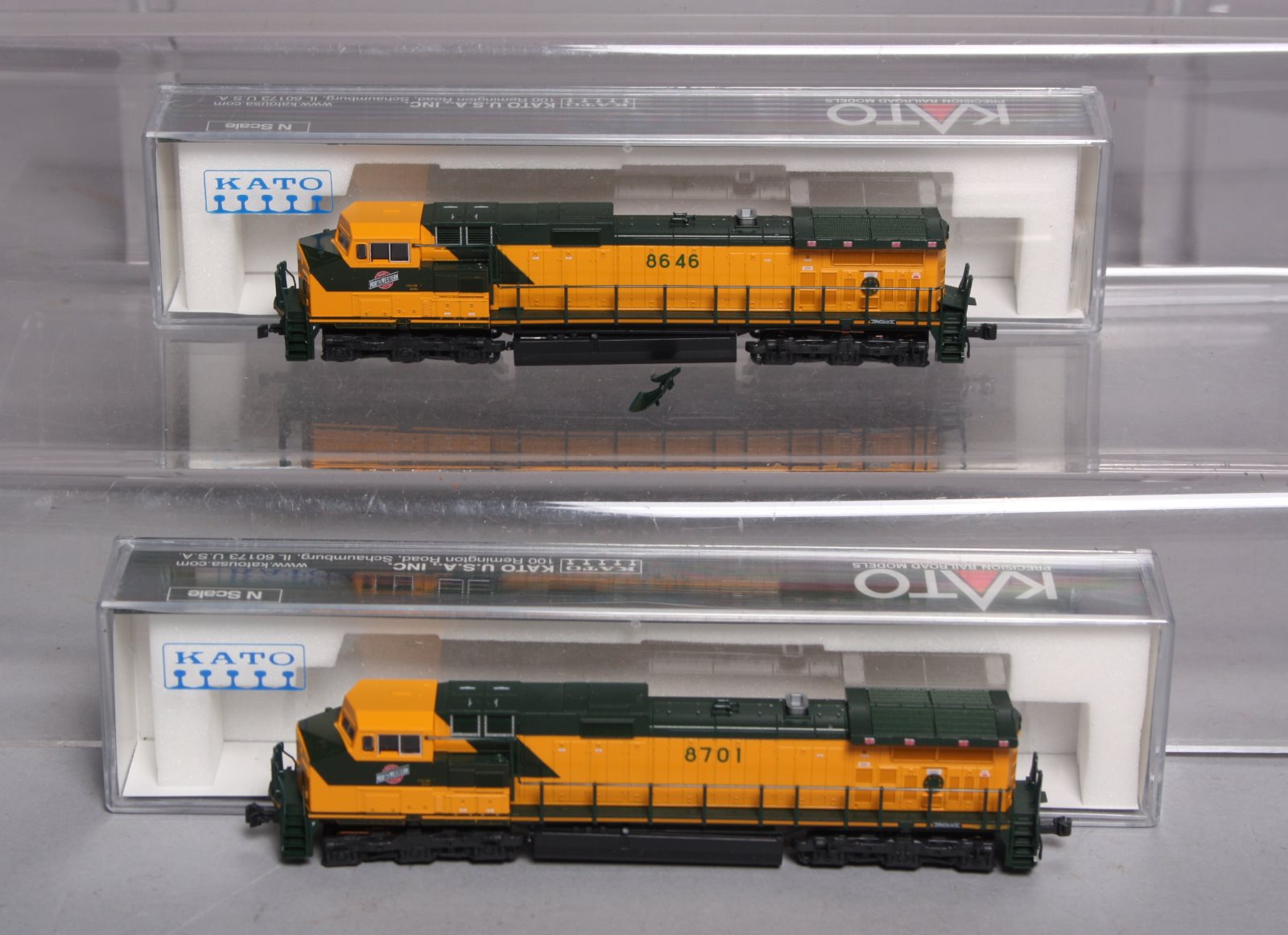 Kato 106-24511 N C&NW C44-9W Diesel Locomotive #8646/#8702 DCC