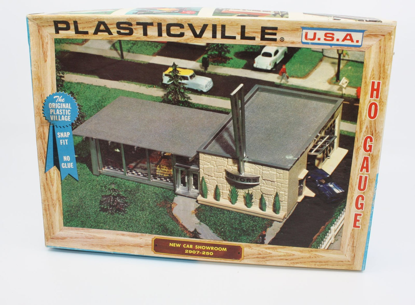 Bachmann 2907-250 Plasticville, U.S.A. HO New Car Showroom