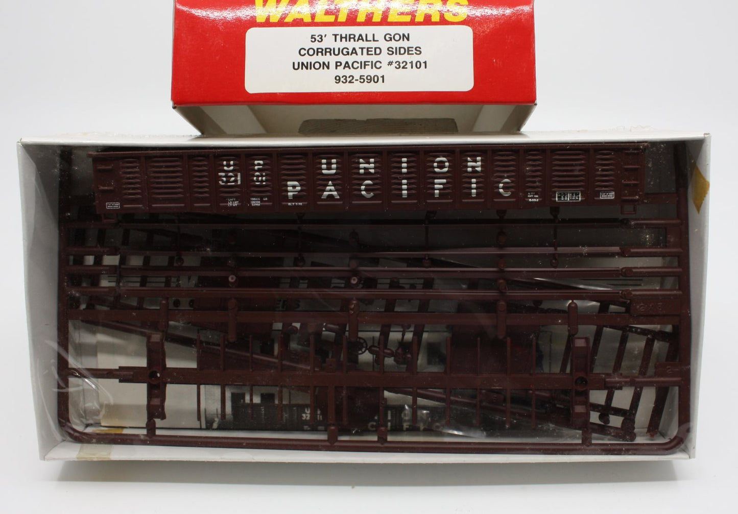 Walthers 932-5901 HO Union Pacific 53' Thrall Gondola Kit w/ Corrugated Sides