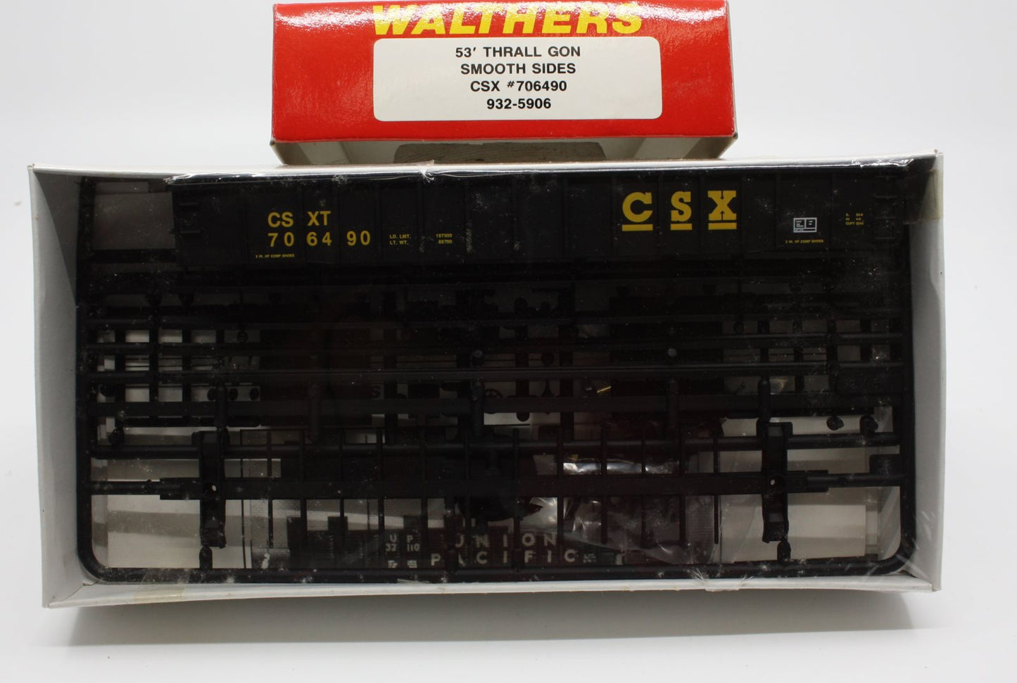 Walthers 932-5906 HO CSX 53' Smooth Side Thrall Gondola Kit #706490